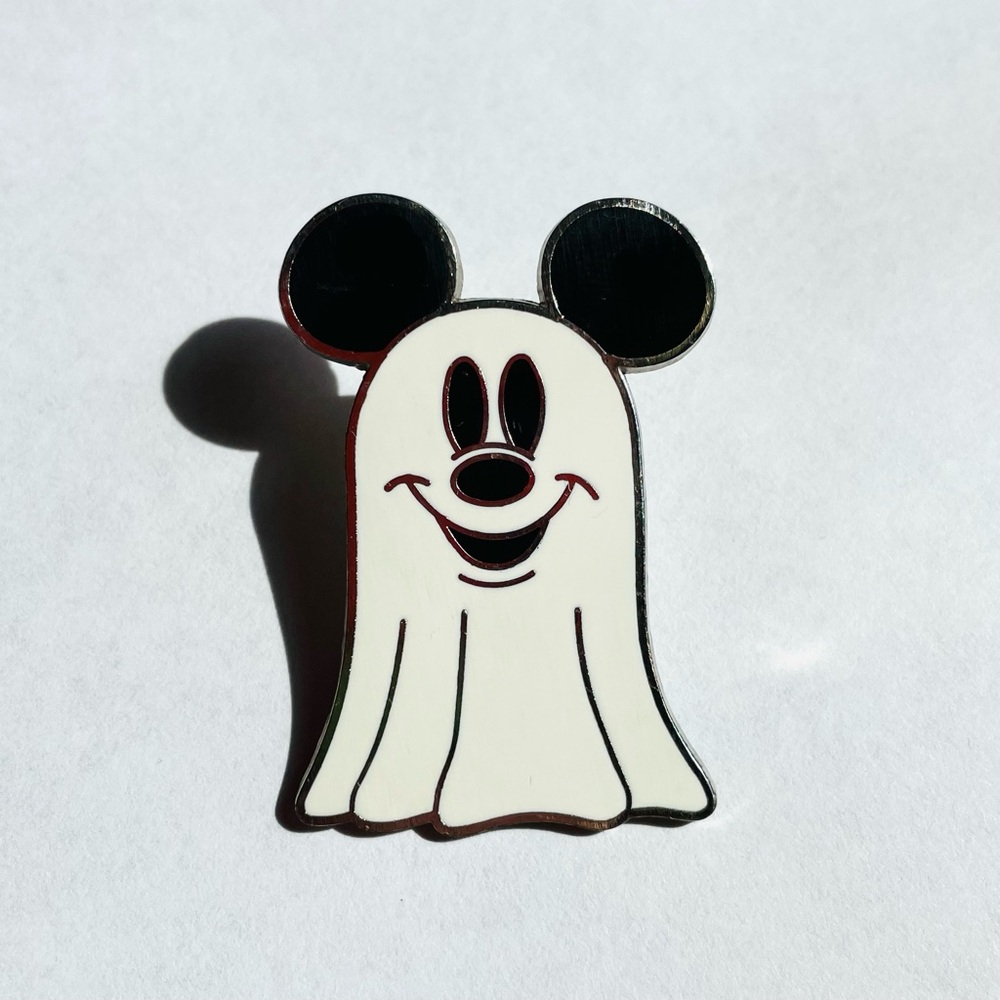 Mickey Mouse as a Ghost -Official Disney Trading Pin